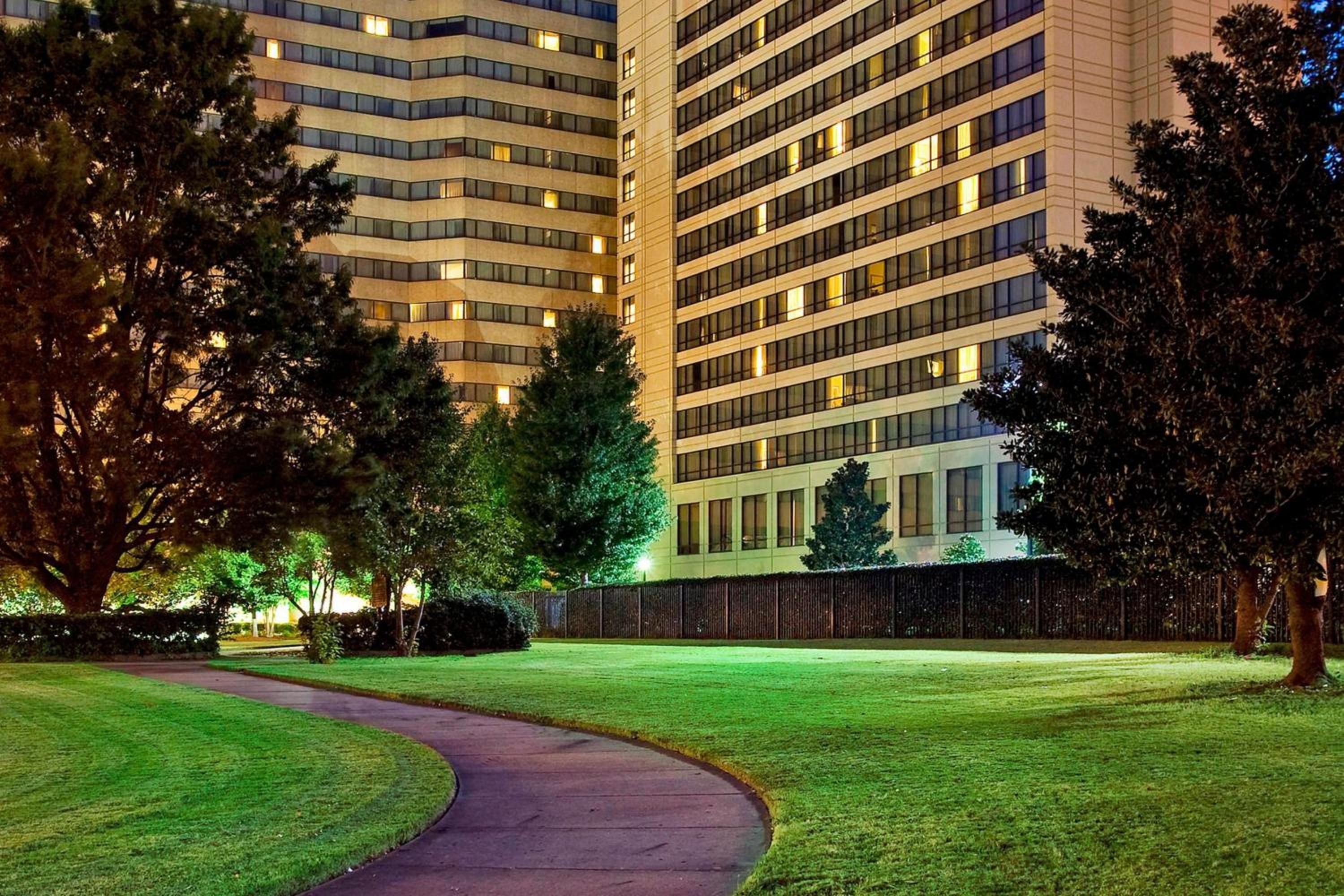 Memphis Riverline Hotel