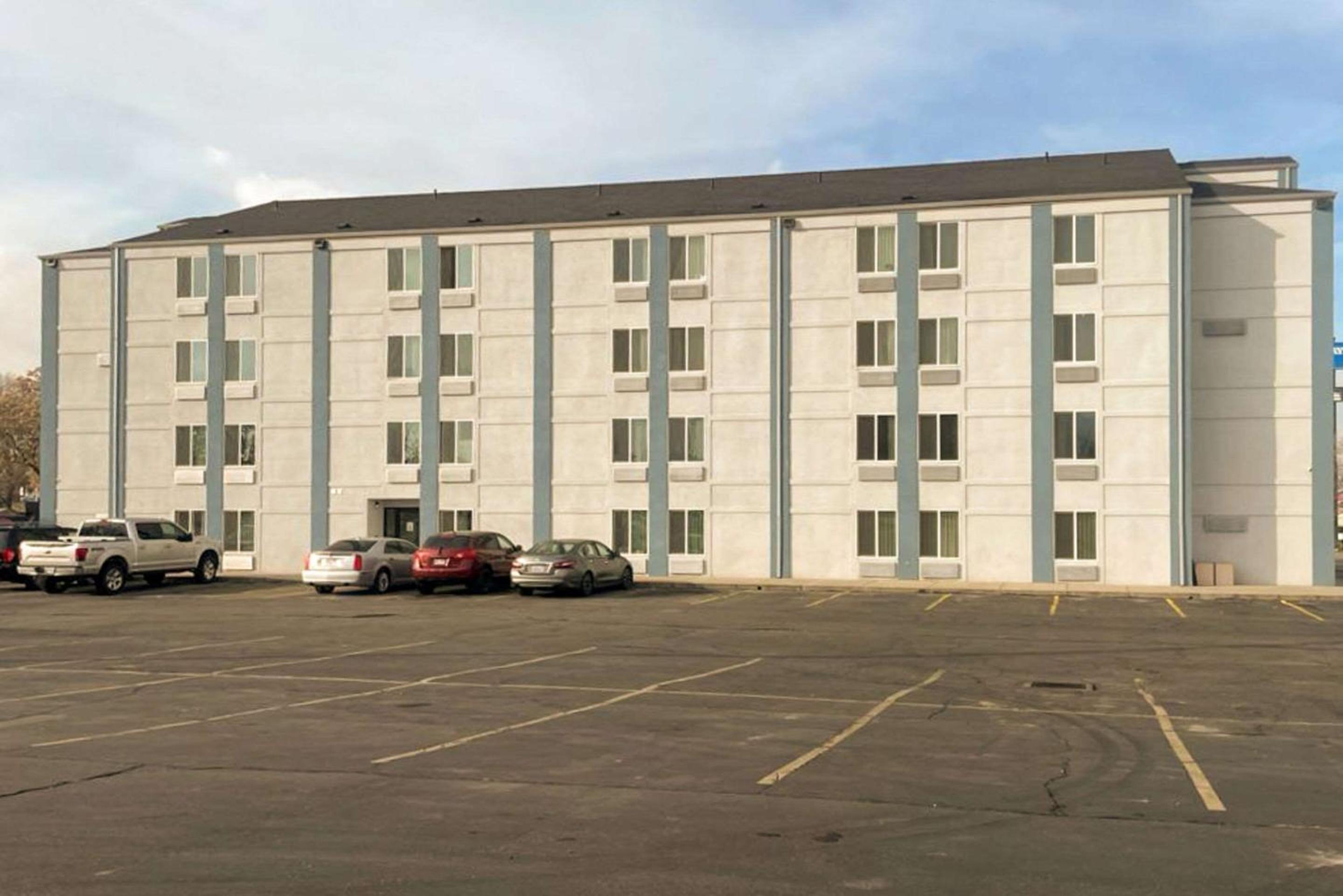 Comfort Inn & Suites Salt Lake City I-80 I-15 Downtown